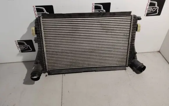 Volkswagen PASSAT B7 Intercooler radiator 3C0145805AK
