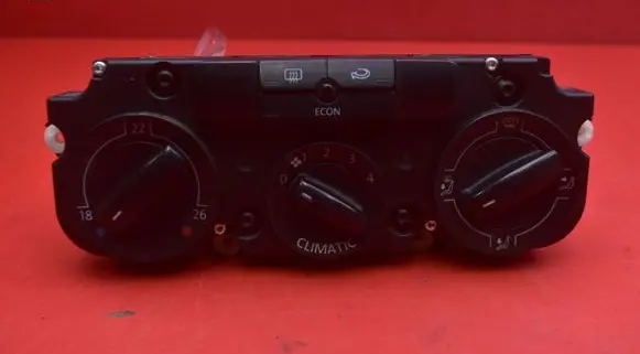 Volkswagen Jetta V Climate control unit