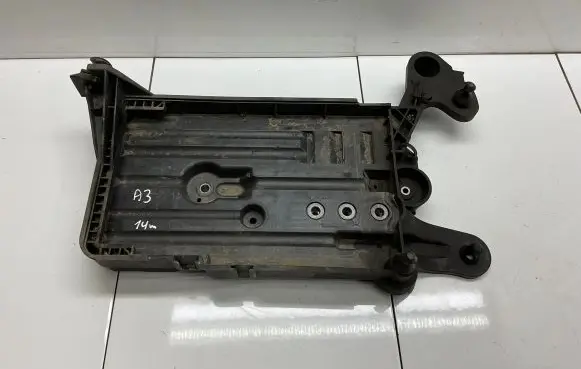 Battery tray