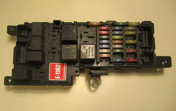 Volvo XC90 Fuse module 8678449