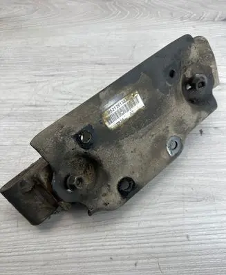 Dodge Nitro Gearbox mount P52125138AC 2936