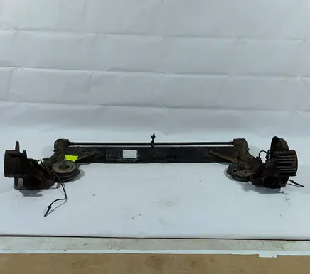 Volkswagen PASSAT B5 Rear axle beam 