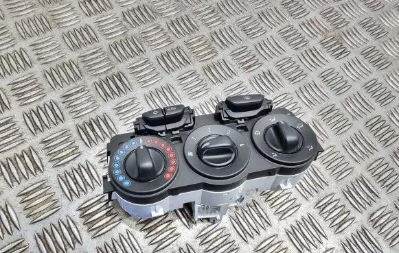 Opel Adam Climate control unit