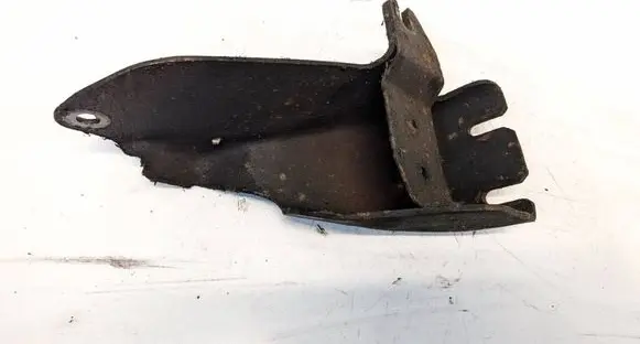 Ford Mondeo MK IV Engine mounting bracket