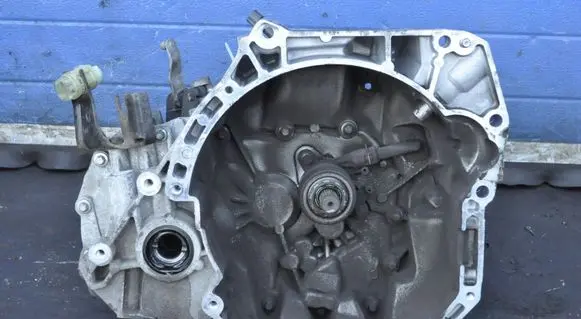 Nissan Micra Manual 7 speed gearbox JH3303