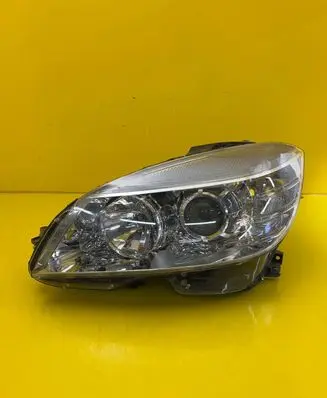 Mercedes-Benz C W204 Headlight/headlamp A2048208361
