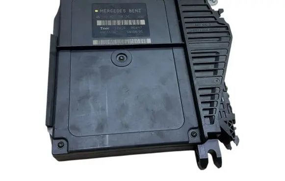 Mercedes-Benz E W124 Comfort/convenience module 2108203826 210820382609