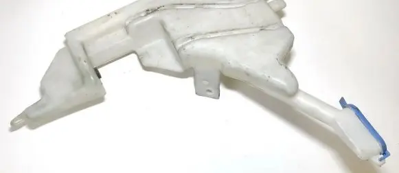 Windshield washer fluid reservoir/tank