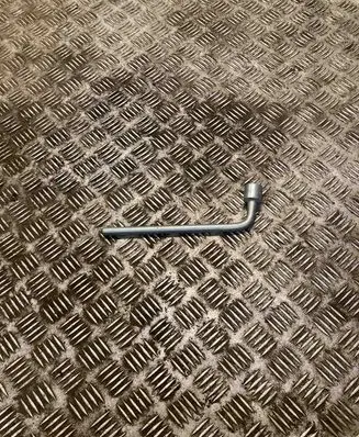 Subaru Forester SH Wheel nut wrench 694005092