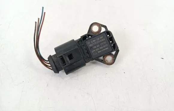 Volkswagen II LT Sensor 03G906051D