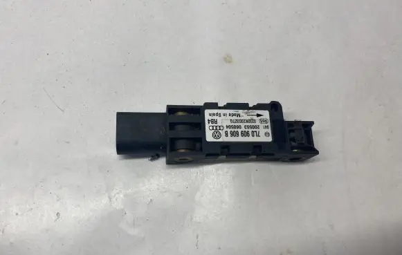Porsche Cayenne (9PA) Airbag deployment crash/impact sensor 7L0909606