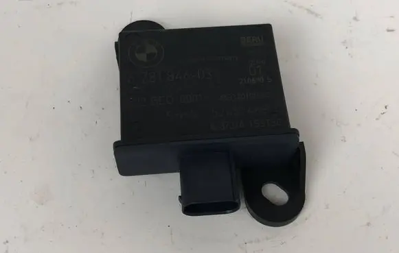 BMW 5 F10 F11 Tire pressure sensor 6781846 52457468 053300101402