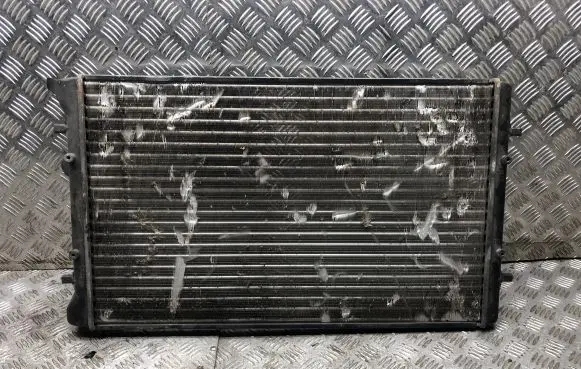 Coolant radiator
