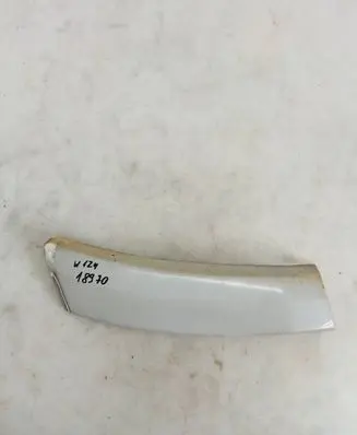Mercedes-Benz E W124 Rear fender molding trim 1246901940 4730781