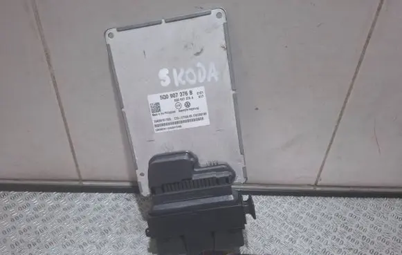 Skoda Octavia Mk3 (5E) Suspension control unit/module 5Q0907376B 2840981811300 5Q0907376A