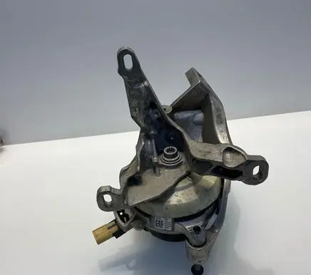 Bentley Bentayga Engine mount bracket 4M0399202L 4518248