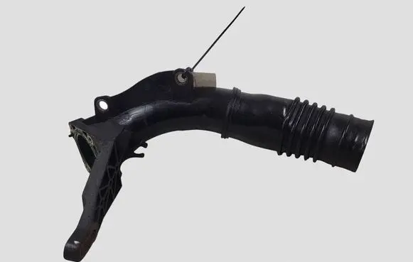 Mazda 3 II Engine coolant pipe/hose C8W0A