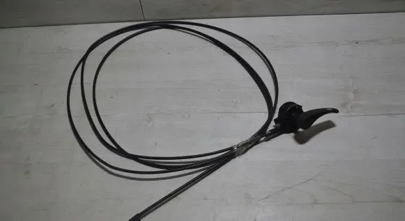 Dacia Duster II Engine bonnet/hood lock release cable 