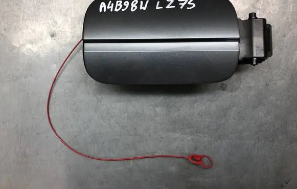 Audi A4 S4 B9 Fuel tank cap 8W0809906A