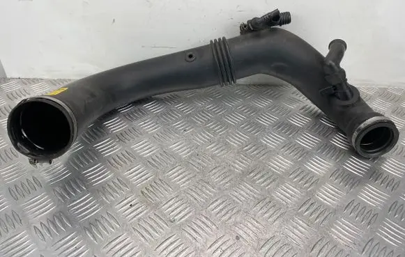 Mercedes-Benz C W204 Mass air flow meter A2710901829