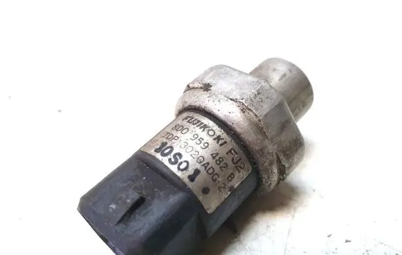 Audi A6 S6 C5 4B Air pressure sensor 8D0959482B