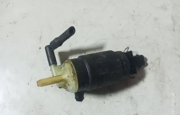 Opel Astra H Windscreen/windshield washer pump 24439254