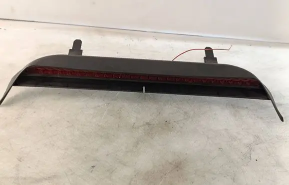 Volkswagen Phaeton Third/center stoplight 3D0945097D 0070305