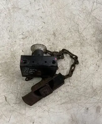 Mitsubishi L200 Spare wheel mounting bracket 
