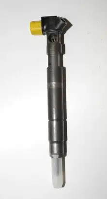 Mercedes-Benz E W212 Fuel injector A6510703087
