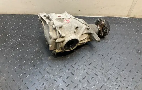 BMW 5 F10 F11 Rear differential 7577101 EAY59Y308 9111062211240003