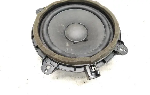Volvo C70 Front door speaker 31252273