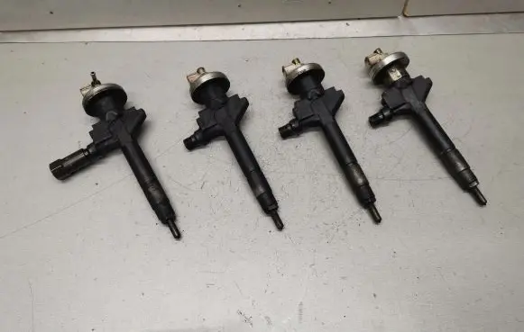 Mazda 6 Fuel injectors set 13H50A