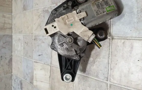 Renault Trafic II (X83) Rear window wiper motor 53014312