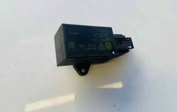 Volkswagen Golf V Other relay 7l0959772