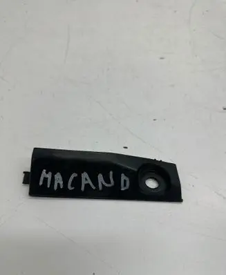 Porsche Macan (95B) Fender mounting bracket 95B823418