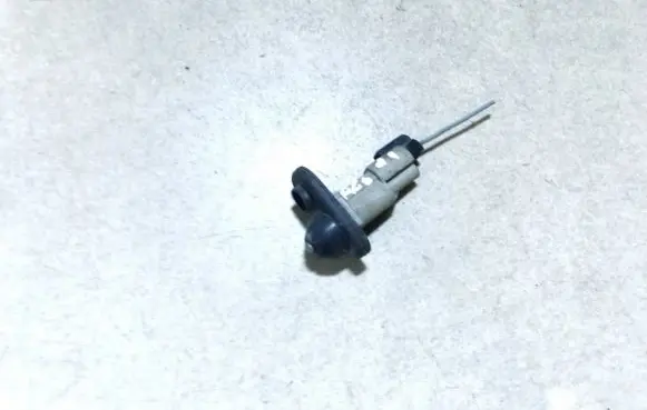 Opel Zafira A Front door sensor 09153611