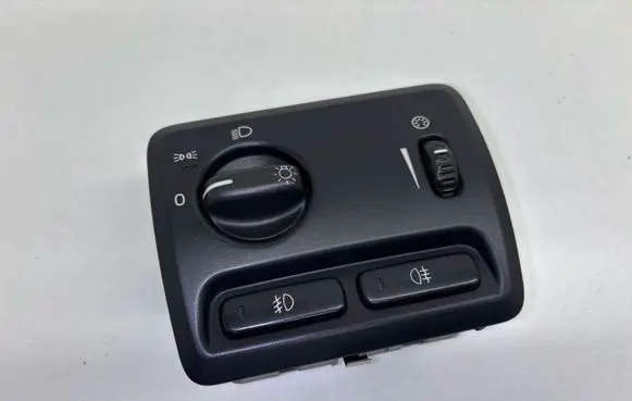 Volvo S60 Light switch 30739312