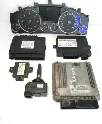Volkswagen Touareg I Engine ECU kit and lock set 3D0905865H 0281014355 7L0907401H