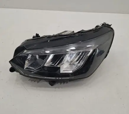 Peugeot 208 Headlight/headlamp 9833036380