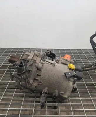Peugeot 508 Electric car motor 9800189280 0437507008 20120816