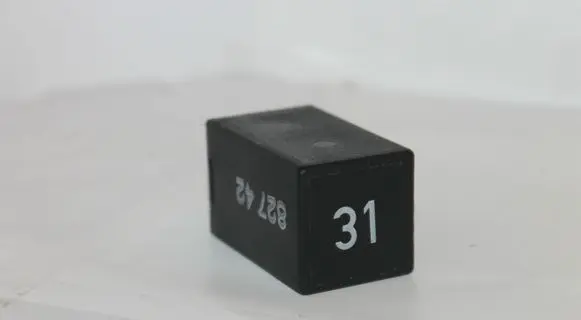 Volkswagen Golf II Other relay 191955532