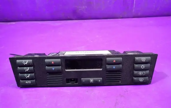 BMW 5 E39 Climate control unit 