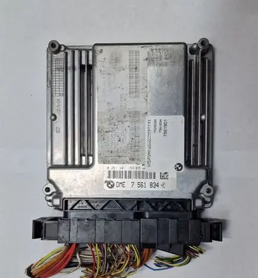BMW 3 E90 E91 Engine control unit/module 7561834 0261201159
