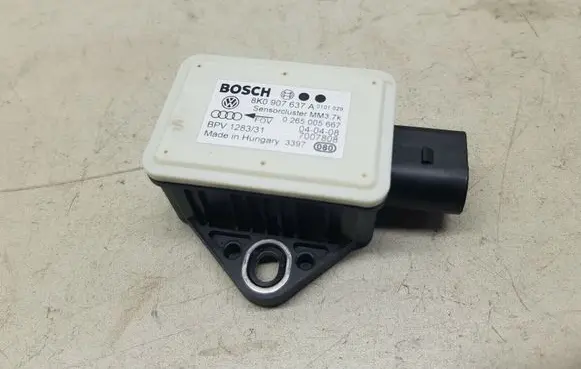 Audi A4 S4 B8 8K ESP acceleration yaw rate sensor 8K0907637A