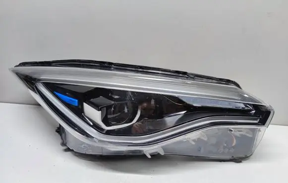 Renault Zoe Headlight/headlamp 260102384R 100-6E003