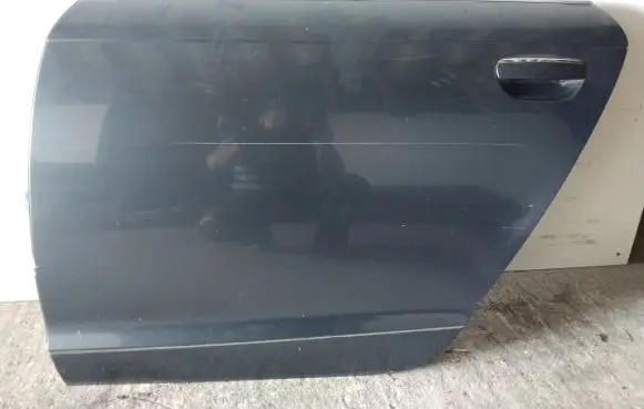 Audi A6 S6 C6 4F Rear door