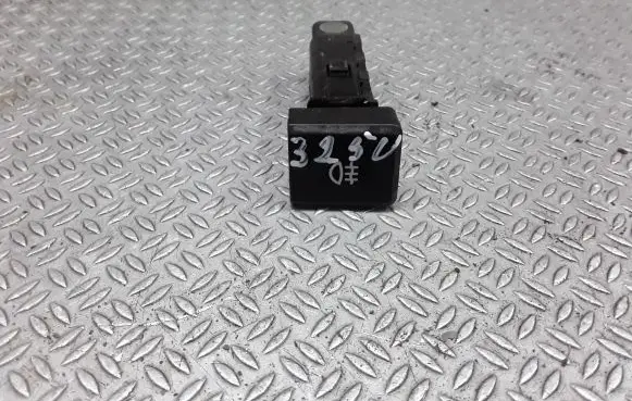 KIA Carens I Fog light switch 
