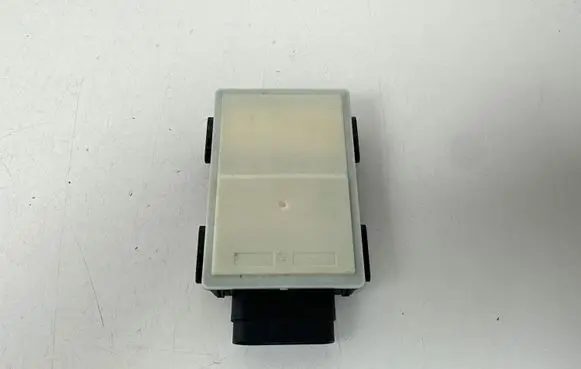 BMW 3 G20 G21 Blind spot module 6899503