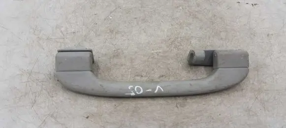 BMW 5 E39 Rear interior roof grab handle 8235578