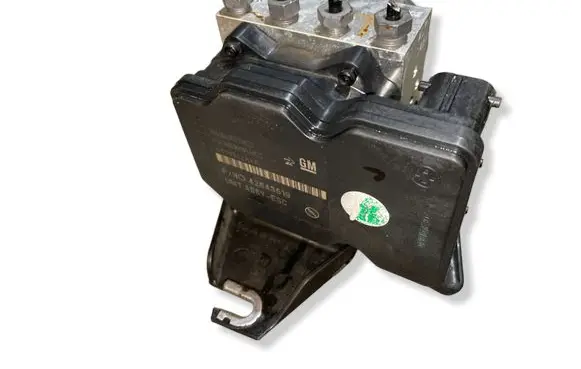 Opel Mokka X ABS Pump 688250455